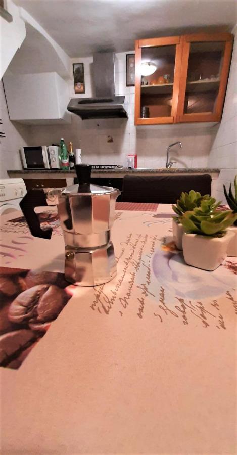 O' Vascio Apartment Napoli Ngoại thất bức ảnh